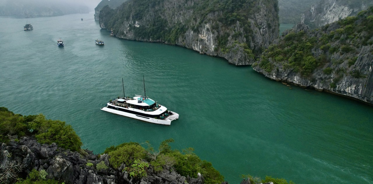 PLAN YOUR HALONG CATAMARAN JOURNEY